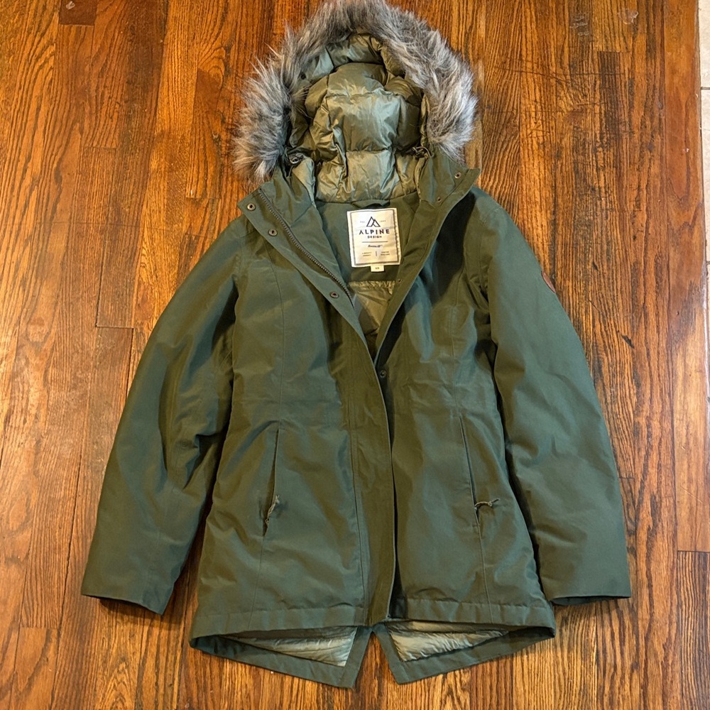 🎉Alpine Design Olive Green Jacket!